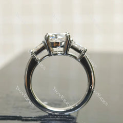 (size 6.5 & 8) Doveggs sterling silver 2ct round/pear moissanite engagement ring