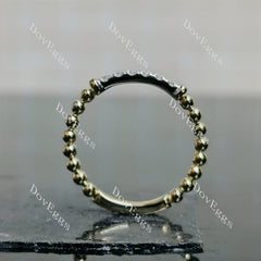 Doveggs beaded circle round pave moissanite/ lab grown diamond accents wedding band-2mm band width