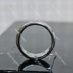 (size 5) Doveggs sterling silver round moissanite wedding band