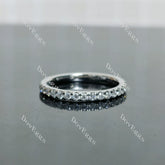 (size 7) Doveggs sterling silver round moissanite wedding band