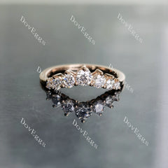 Doveggs round moissanite/lab grown diamond wedding band for women-1.6mm band width