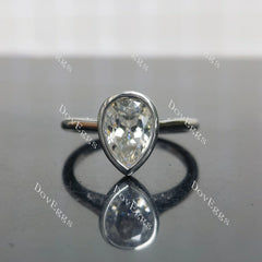 (size 7.5) Doveggs sterling silver 3ct pear moissanite engagement ring