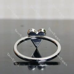 DovEggs heart shaped round moissanite/lab grown diamond wedding band