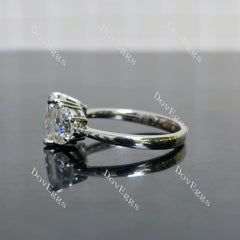 (size 7) Doveggs sterling silver 2ct radiant moissanite engagement ring