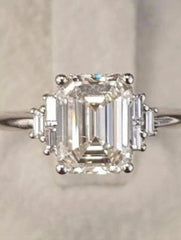 Setting only for the 2.545ct Emerald lab Dimond in baguette lab accents 10k WG