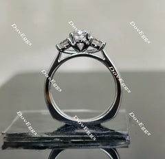 Oval three stones moissanite engagement ring| Doveggs
