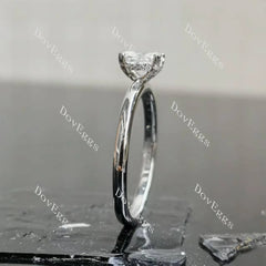 (size 7.5) Doveggs sterling silver 0.53ct oval lab grown diamond engagement ring