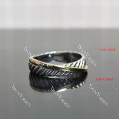 Art deco two-tone plain wedding band-5.3mm band width| DovEggs