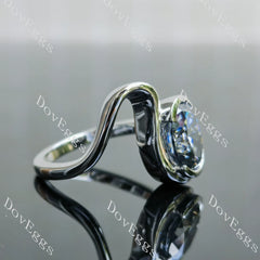 Oval twist bezel solitaire grey moissanite engagement ring| DovEggs
