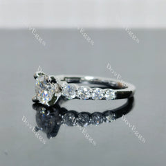 (size 6) Doveggs sterling silver 1ct round moissanite engagement ring