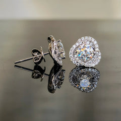 Doveggs premade flower shape moissanite stud earring for women