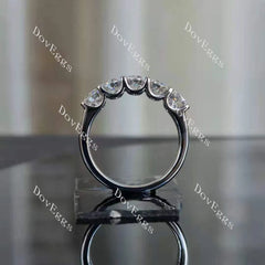 Doveggs five stone moissanite/lab grown diamond wedding band-2.0mm band width