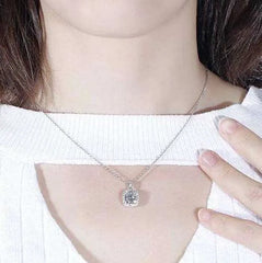 Doveggs halo cushion moissanite pendant necklace (pendant only)