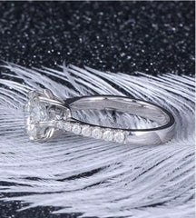 doveggs round 0.8 carat 18k white gold EF color moissanite engagement ring