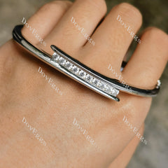 Doveggs sterling silver round moissanite bracelet bangle