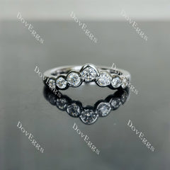 Doveggs round seven stones bezel moissanite/lab grown diamond wedding band-2.3mm band width