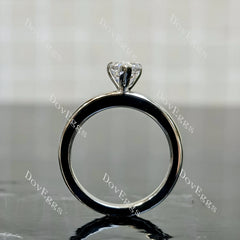 (size 5) Doveggs sterling silver 1ct pear moissanite engagement ring
