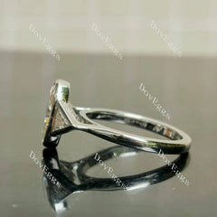 (Size 8) Doveggs sterling silver 3ct elongated oval moissanite engagement ring