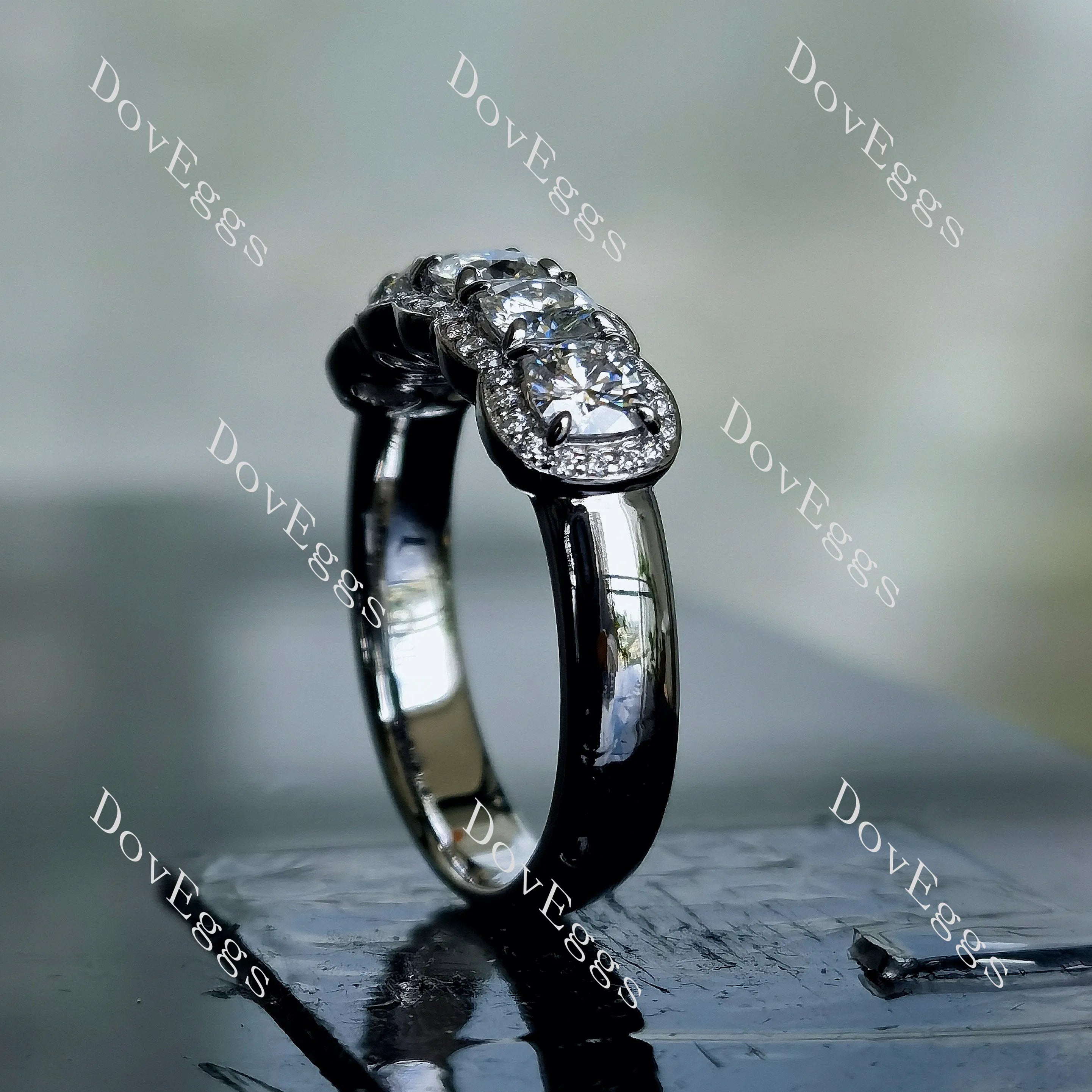Doveggs five stones cushion/princess moissanite/Lab grown diamond wedding band-4.0mm band width
