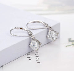 Doveggs square cushion moissanite hoop earrings for women