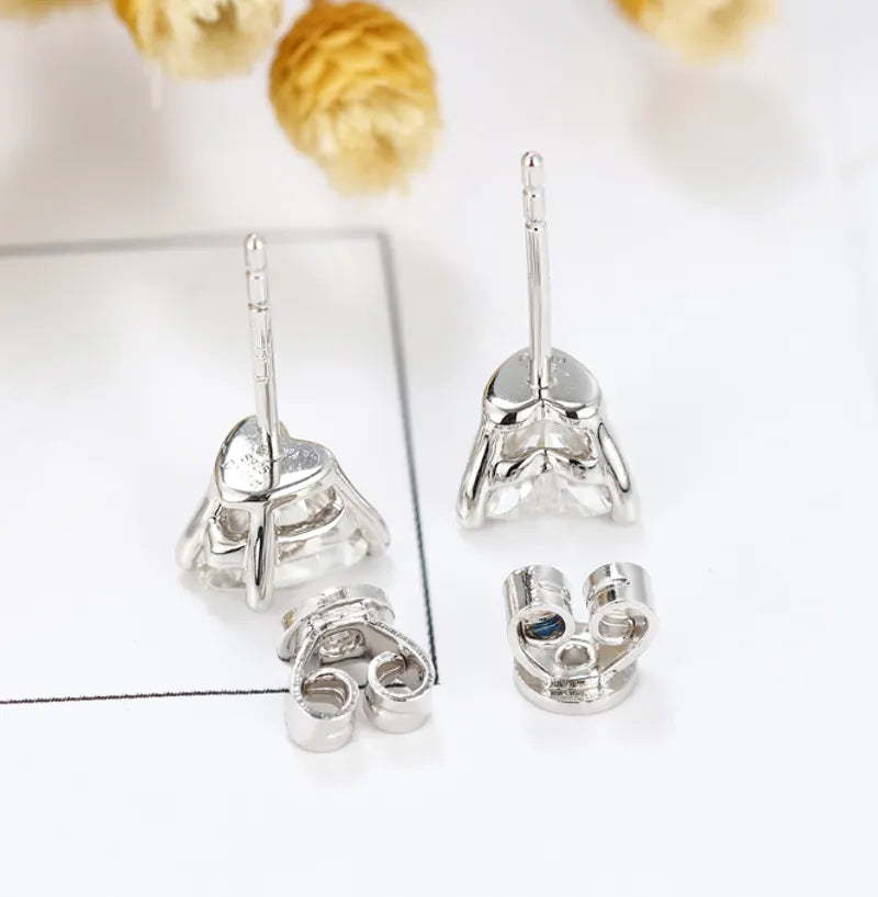 Doveggs heart shape moissanite stud earring for women