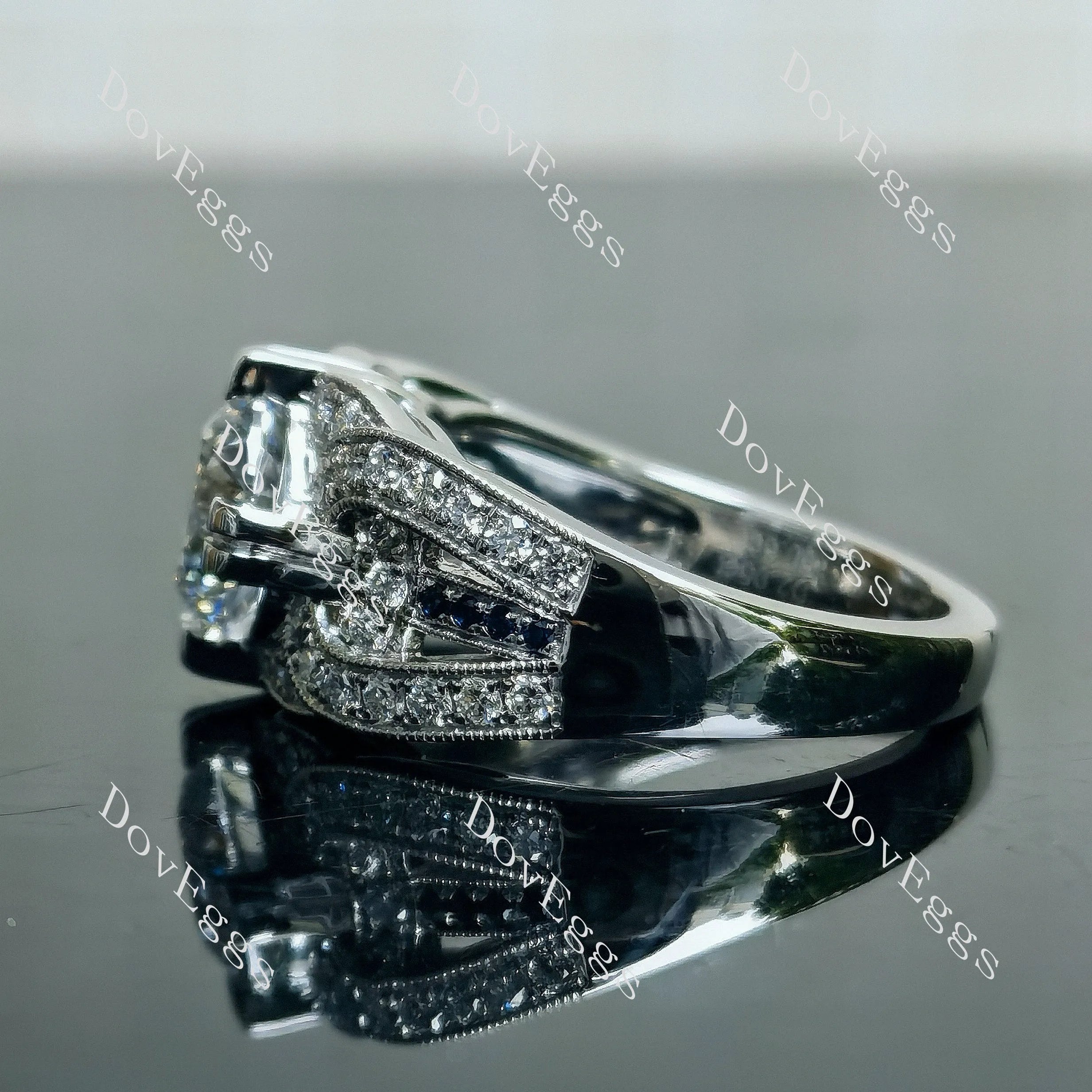 Doveggs Correen Rround Vintage Split Shank Lab Grown Diamond Engagement Ring