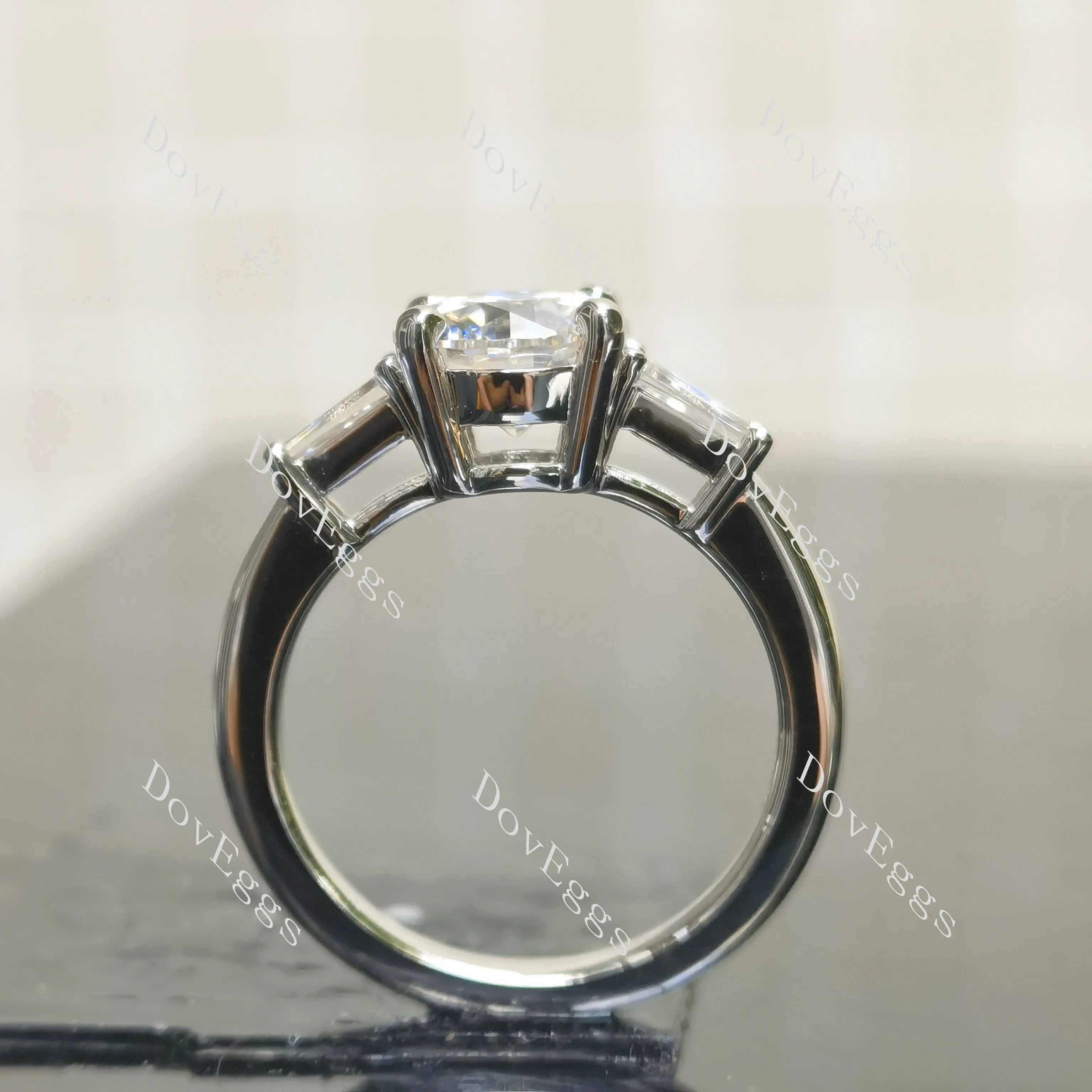 (size 6.5 & 8) Doveggs sterling silver 2ct round/pear moissanite engagement ring