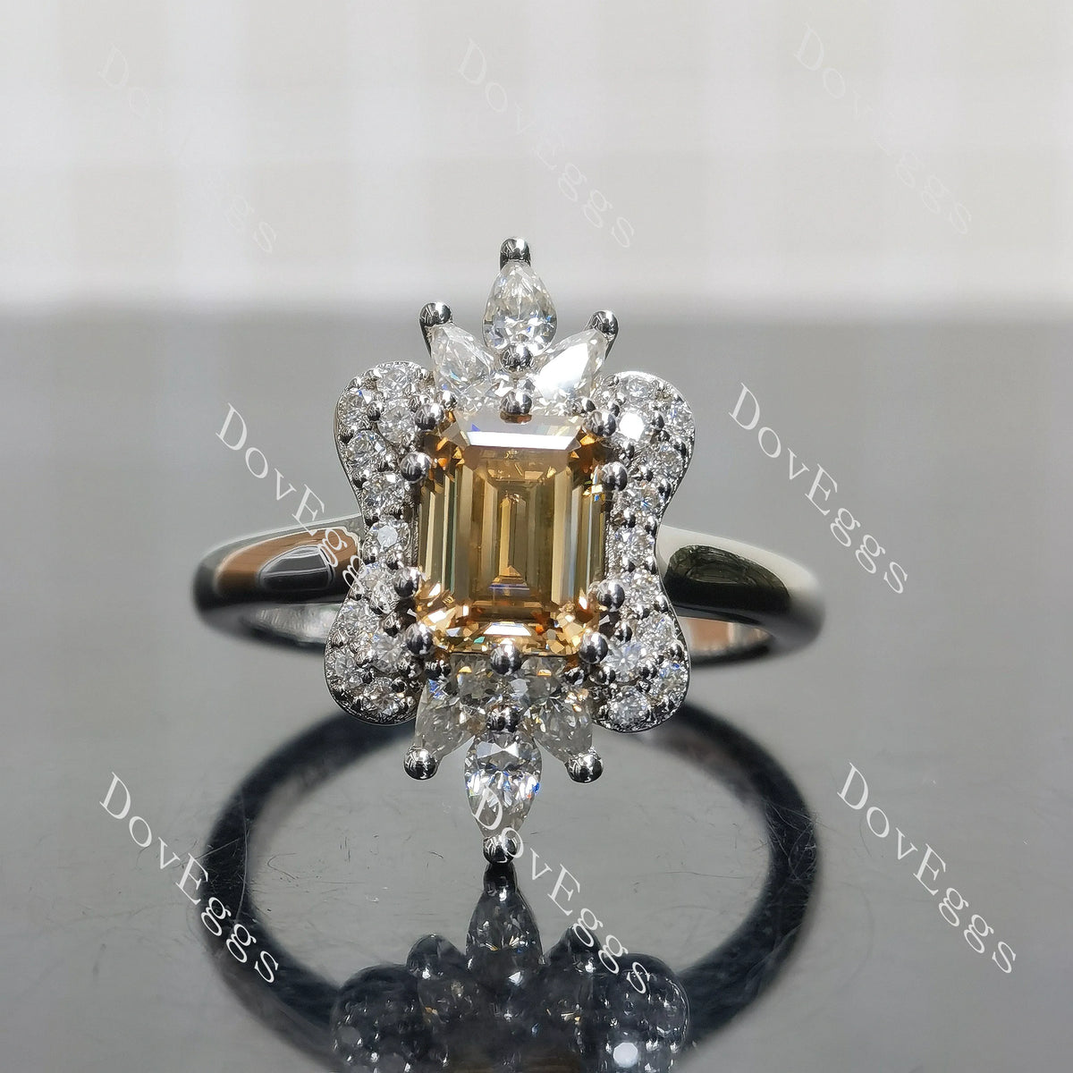 (size 9.5) Doveggs sterling silver 2ct Emerald champagne moissanite engagement ring
