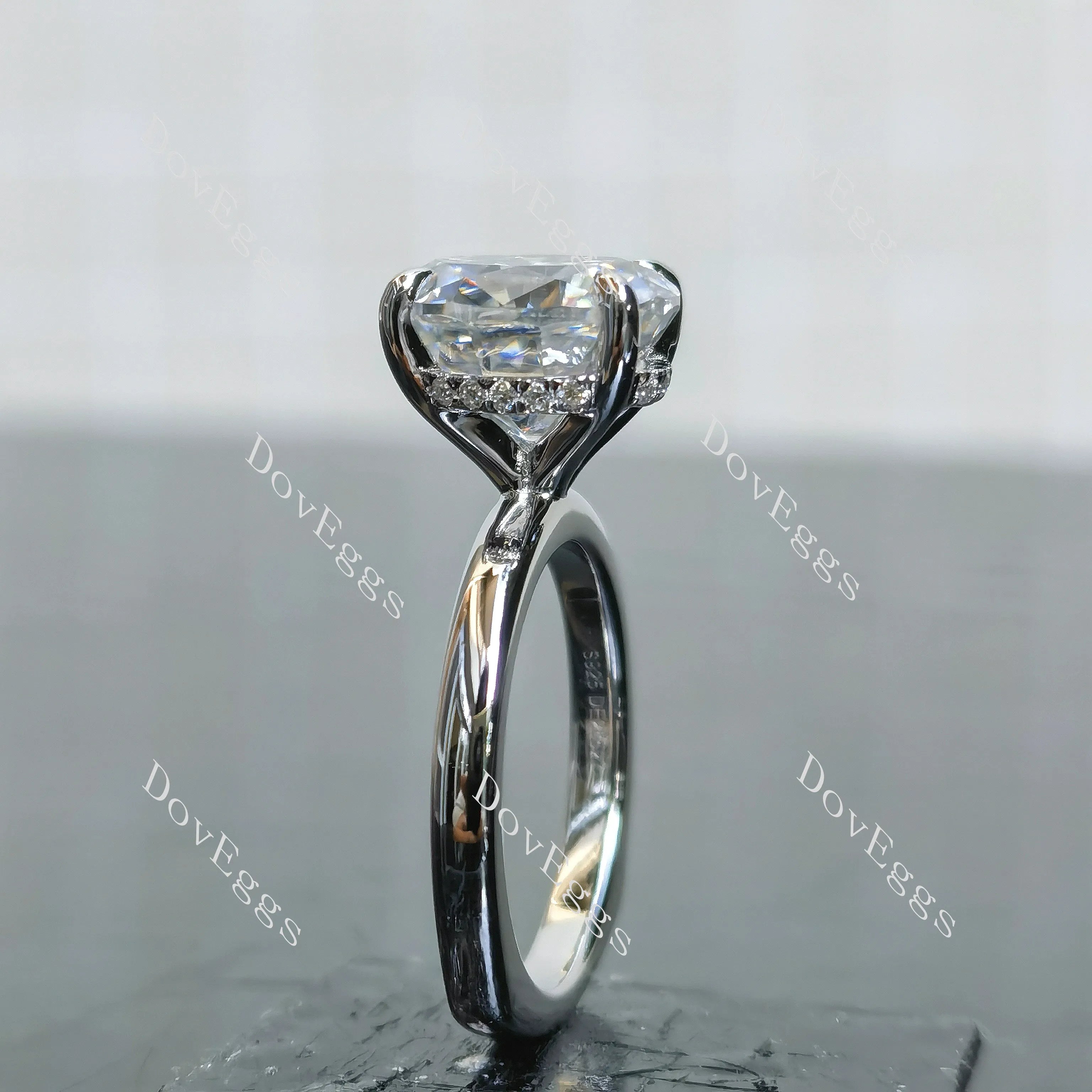(size 4.75) Doveggs sterling silver 3ct oval moissanite engagement ring