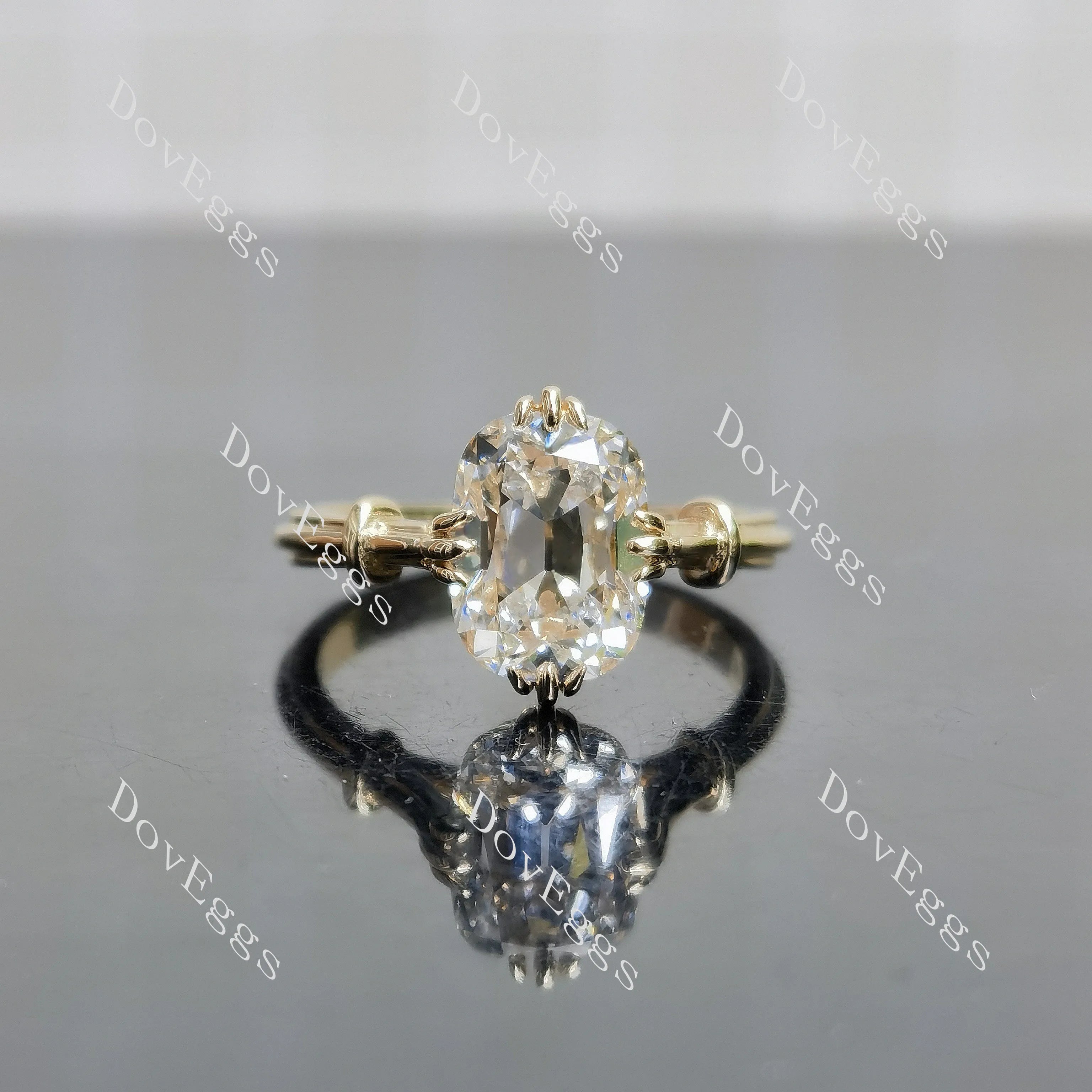 Cushion solitaire moissanite engagement ring| Doveggs