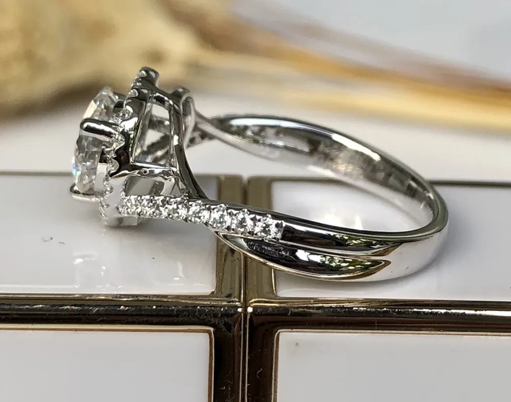 doveggs solid 18k white gold 1 carat EF color halo moissanite ring