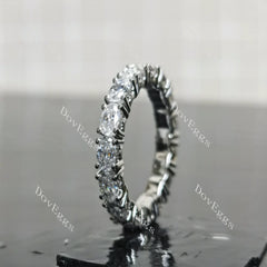 (size 8) Doveggs sterling silver 0.3ct oval moissanite wedding band