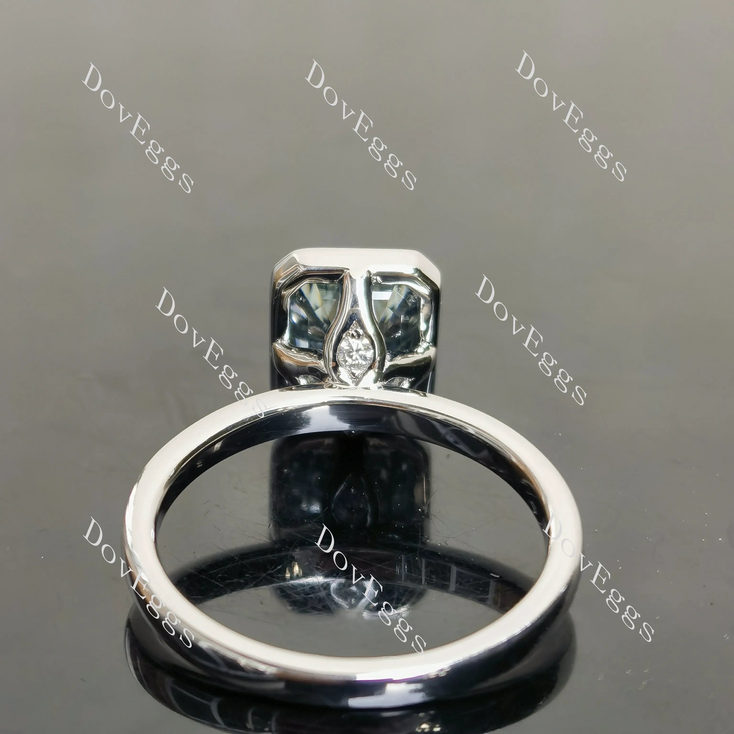 (size 7.5) Doveggs sterling silver pave emerald/princess moissanite ring
