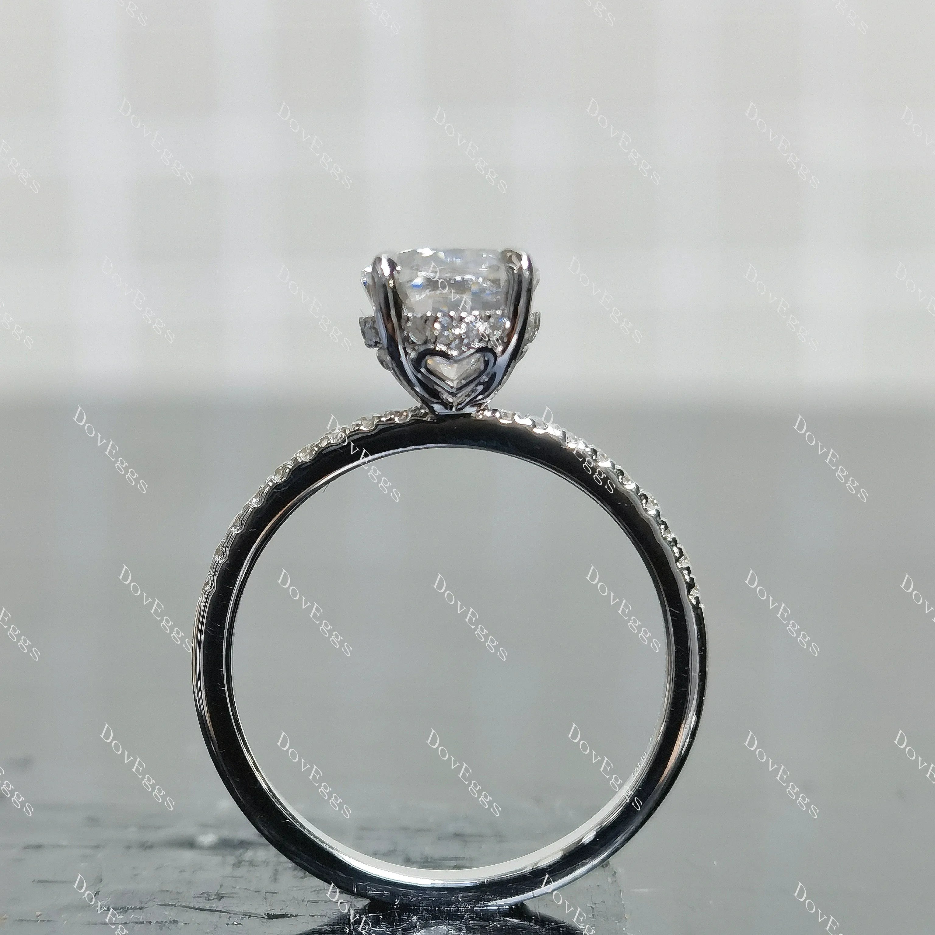 (size 6.75)Doveggs 2ct GHI color oval moissanite engagement SS ring