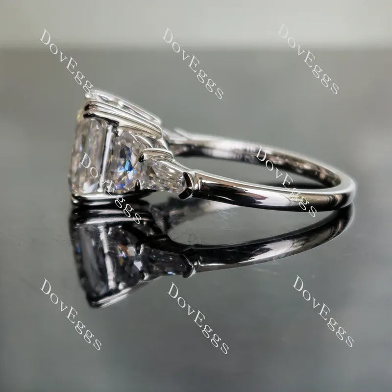 Doveggs side stones engagement ring semi-mount only(Exclusively to DovEggs Stones)