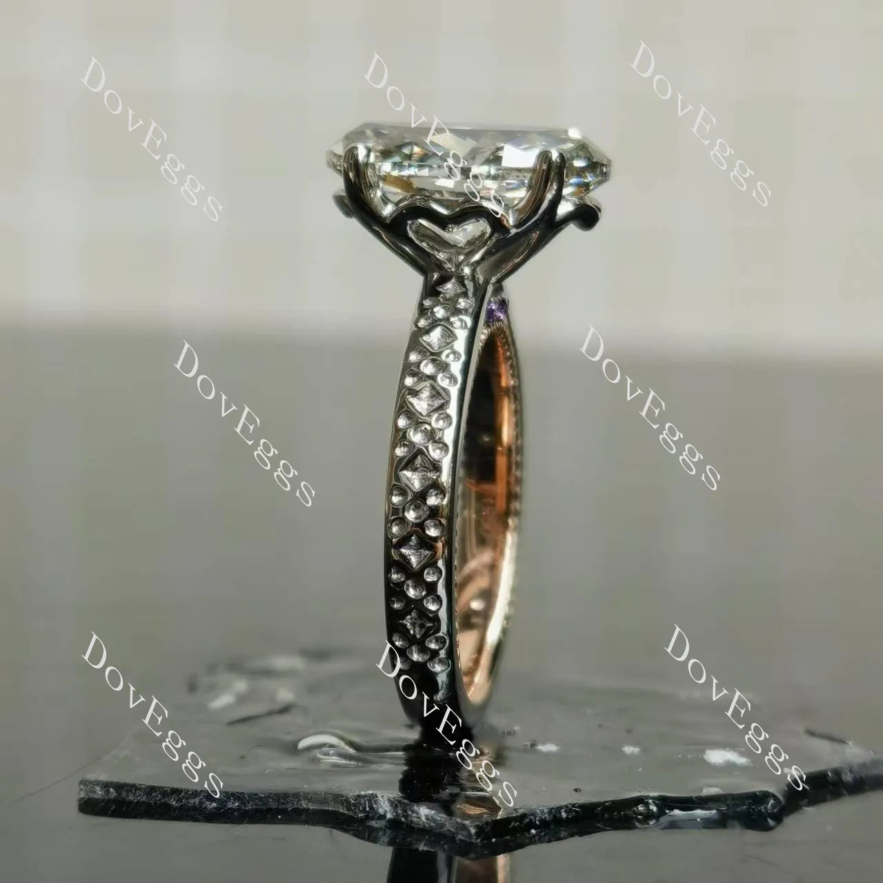 Oval vintage hidden halo moissanite engagement ring | Doveggs