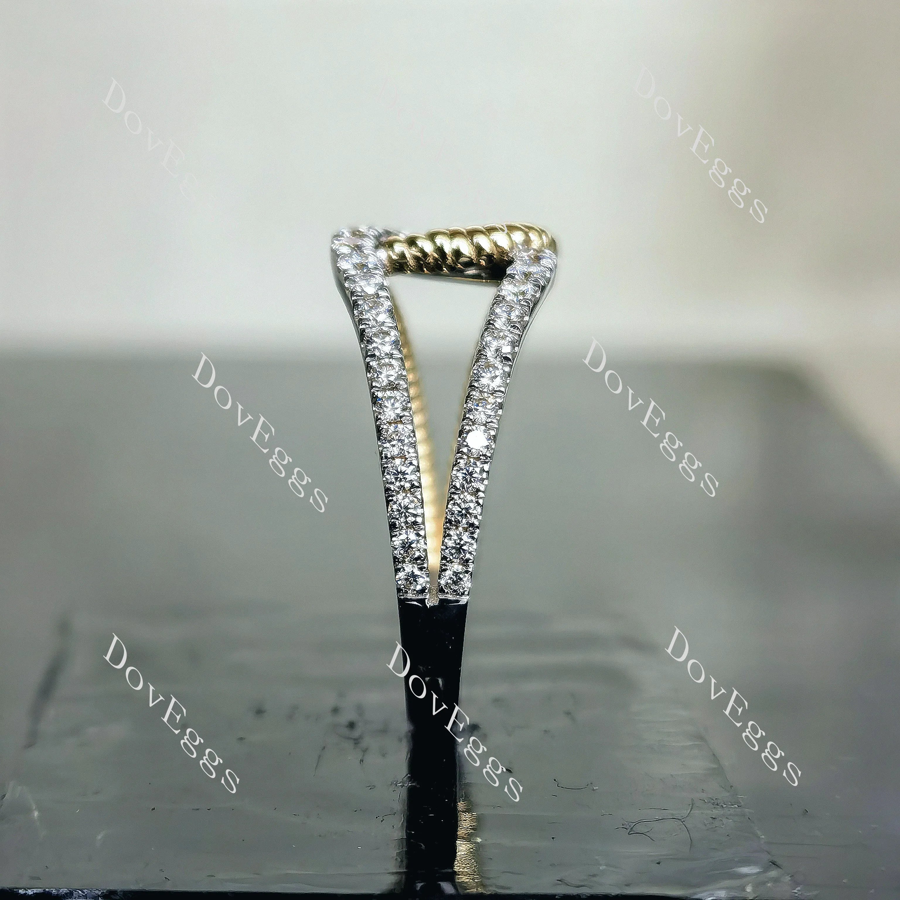 Doveggs round pave split shank moissanite/lab grown diamond wedding band-2.1mm band width
