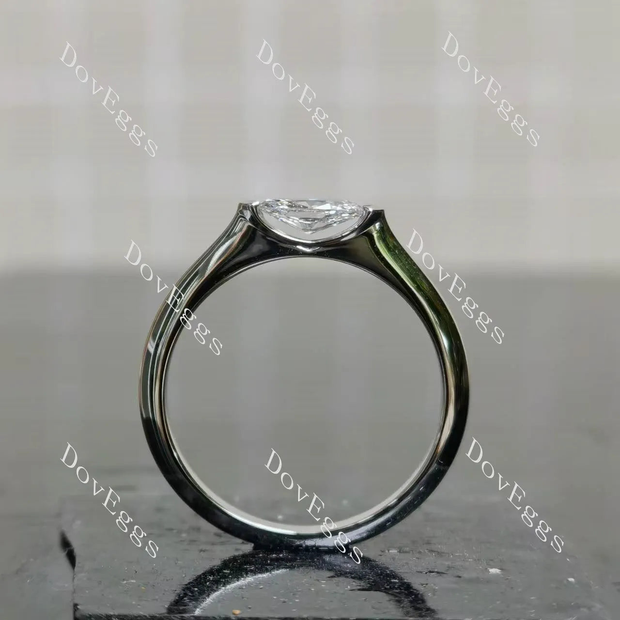 Doveggs solitaire engagement ring only semi-mount only(Exclusively to DovEggs Stones)