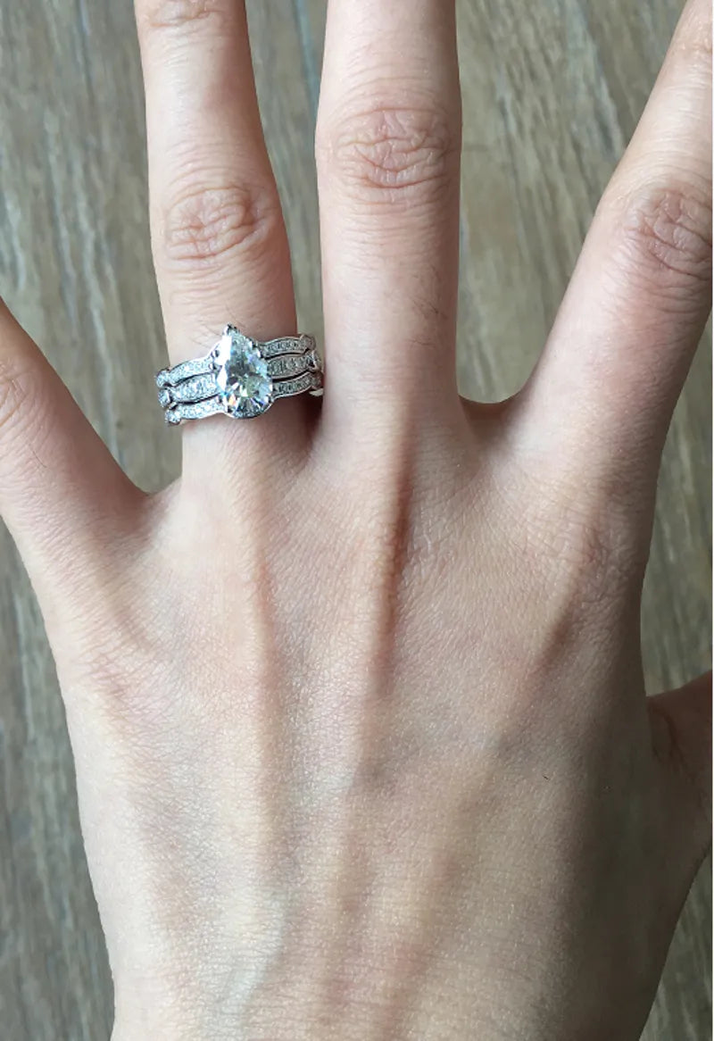 Doveggs pear art deco moissanite engagement ring
