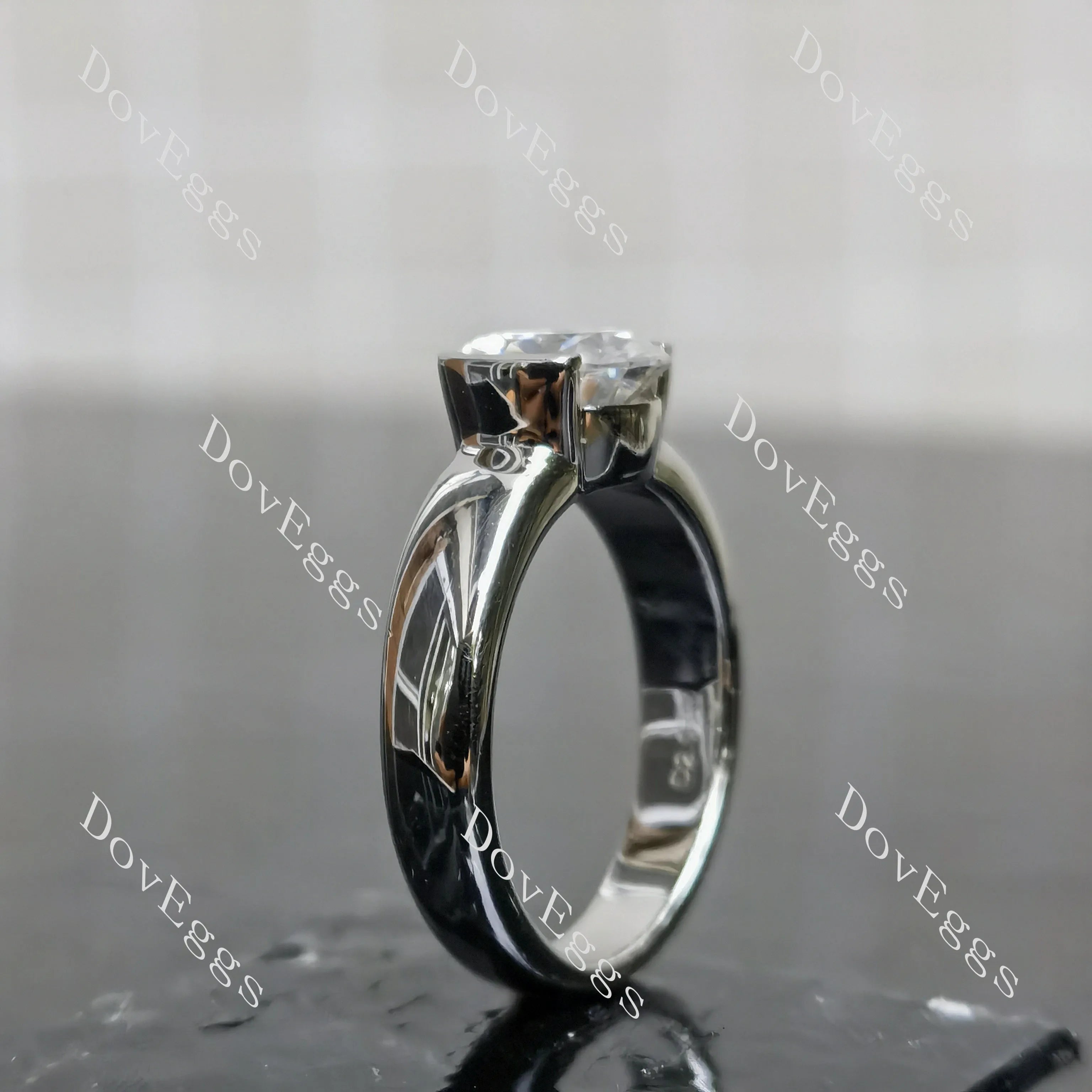 (size 6)Doveggs sterling silver 2ct Round moissanite engagement ring