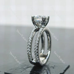 (size 6) Doveggs sterling silver 2ct cushion moissanite engagement ring