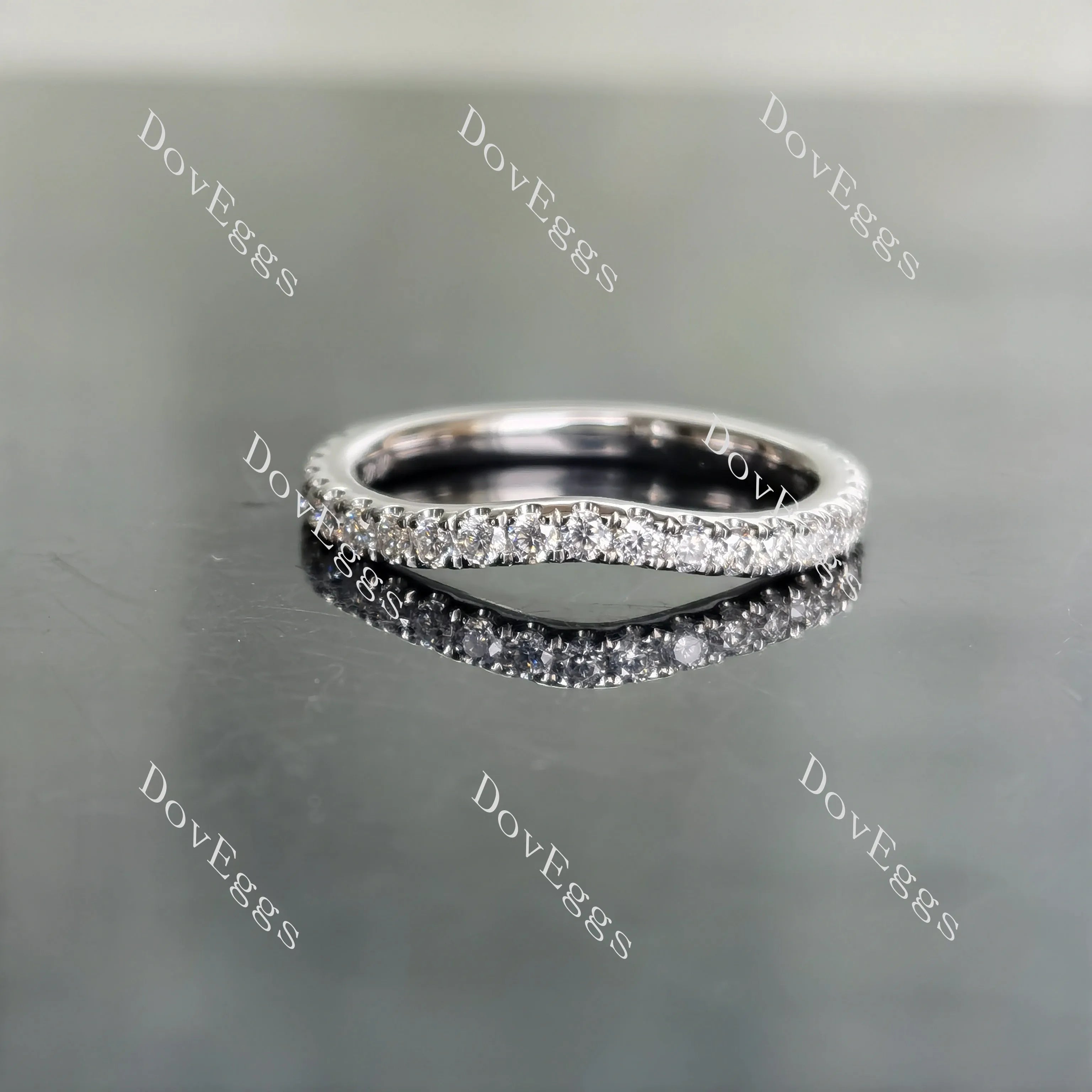 Doveggs round moissanite/lab grown diamond wedding band for women-2.0mm band width