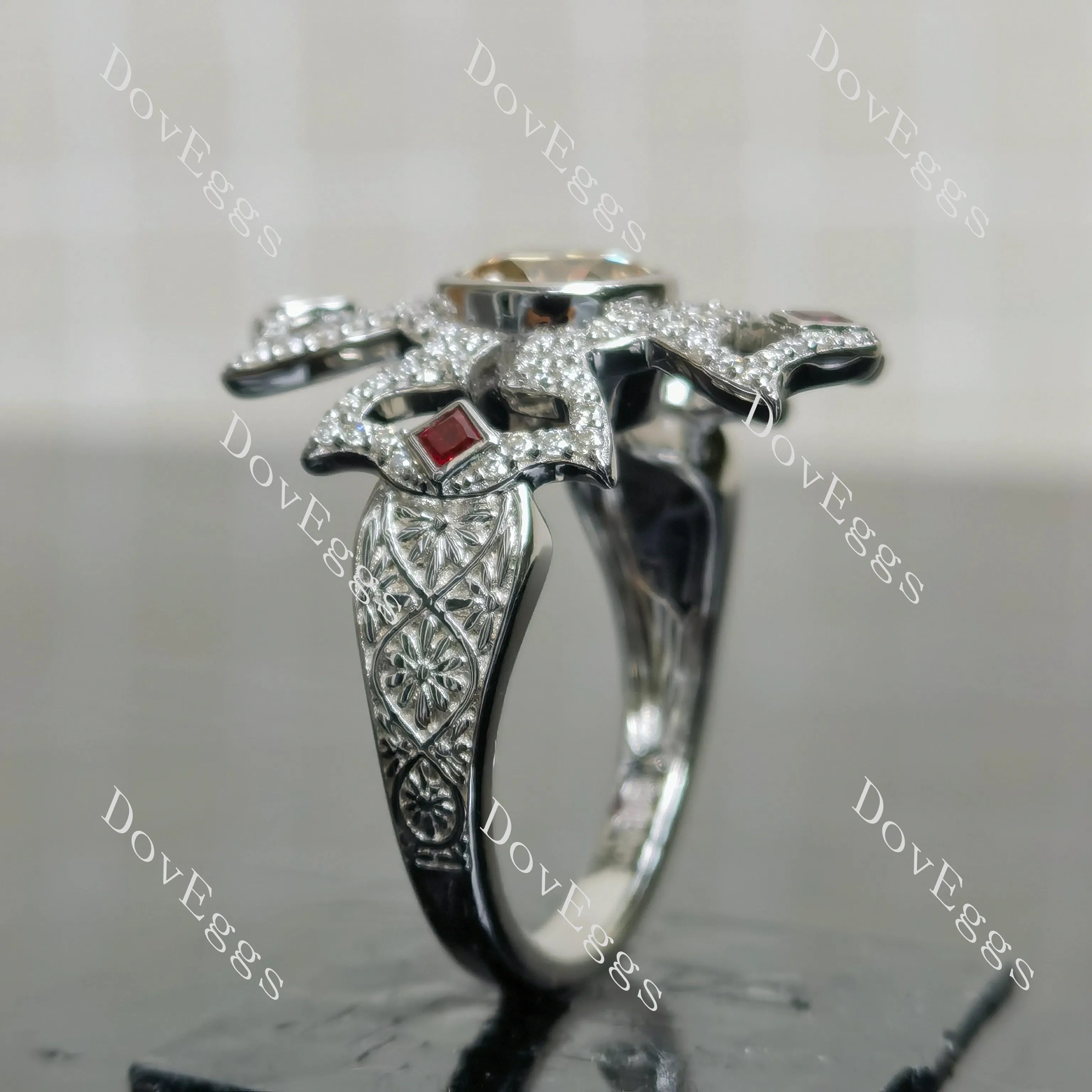 (size 5) Doveggs sterling silver 2ct Round champagne moissanite engagement ring