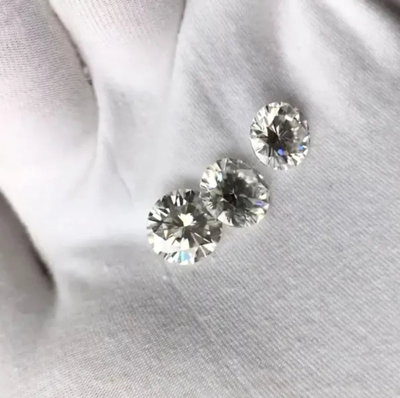 doveggs 10 pieces of 3.0mm round lab created moissanite loose stone