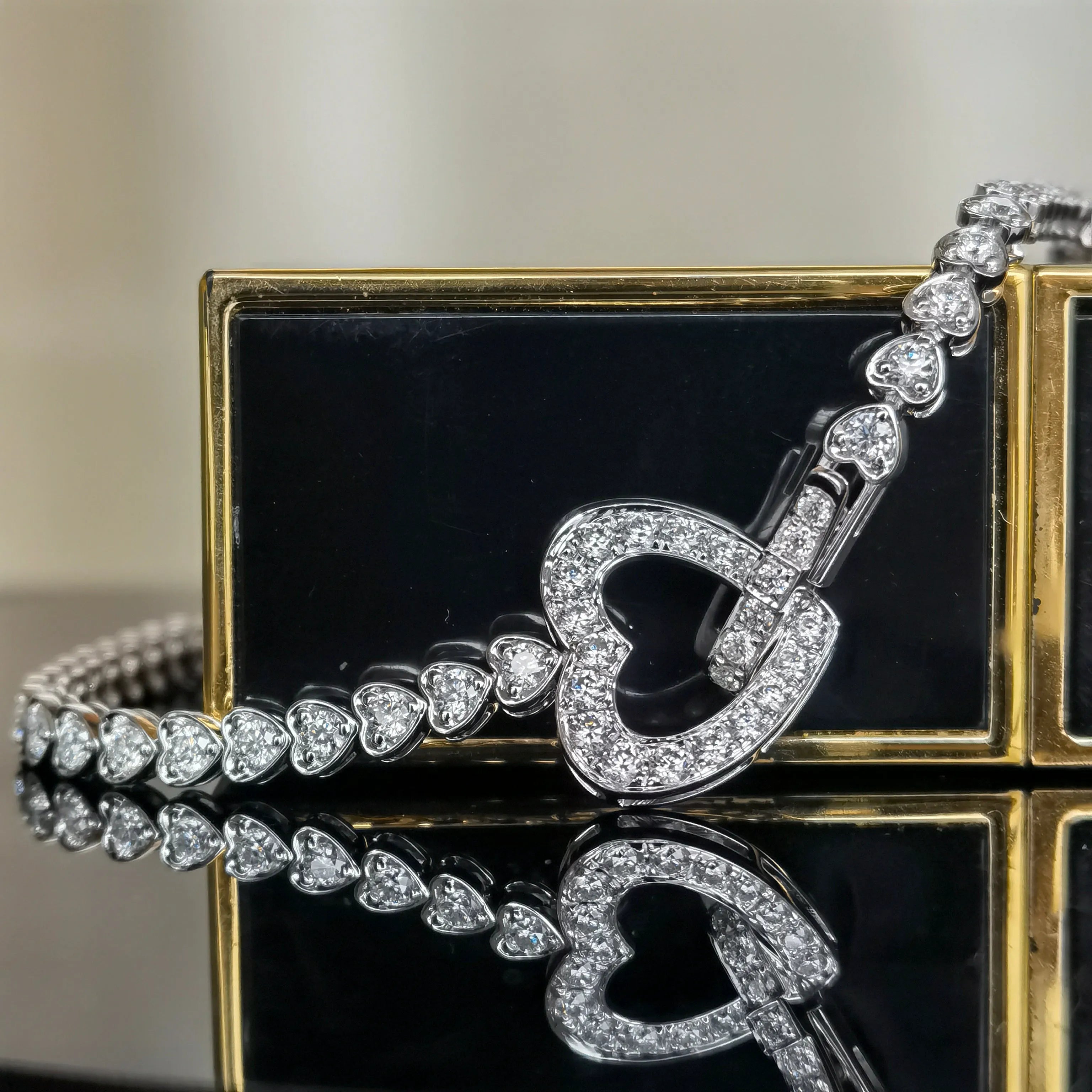 doveggs moissanite/lab grown diamond bracelet with accents 17.5cm length