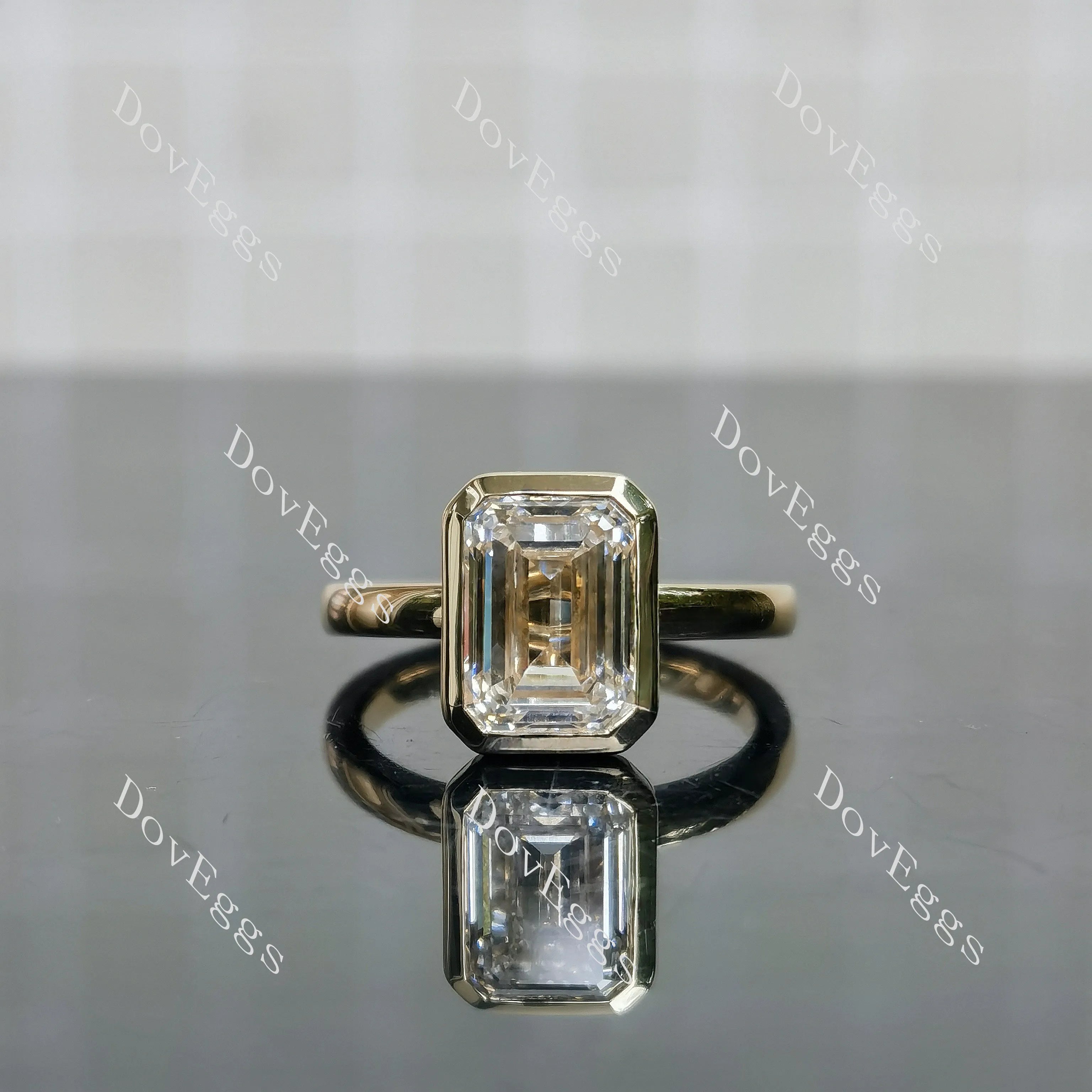 Doveggs Emerald Bezel Solitaire Lab Grown Diamond Engagement Ring