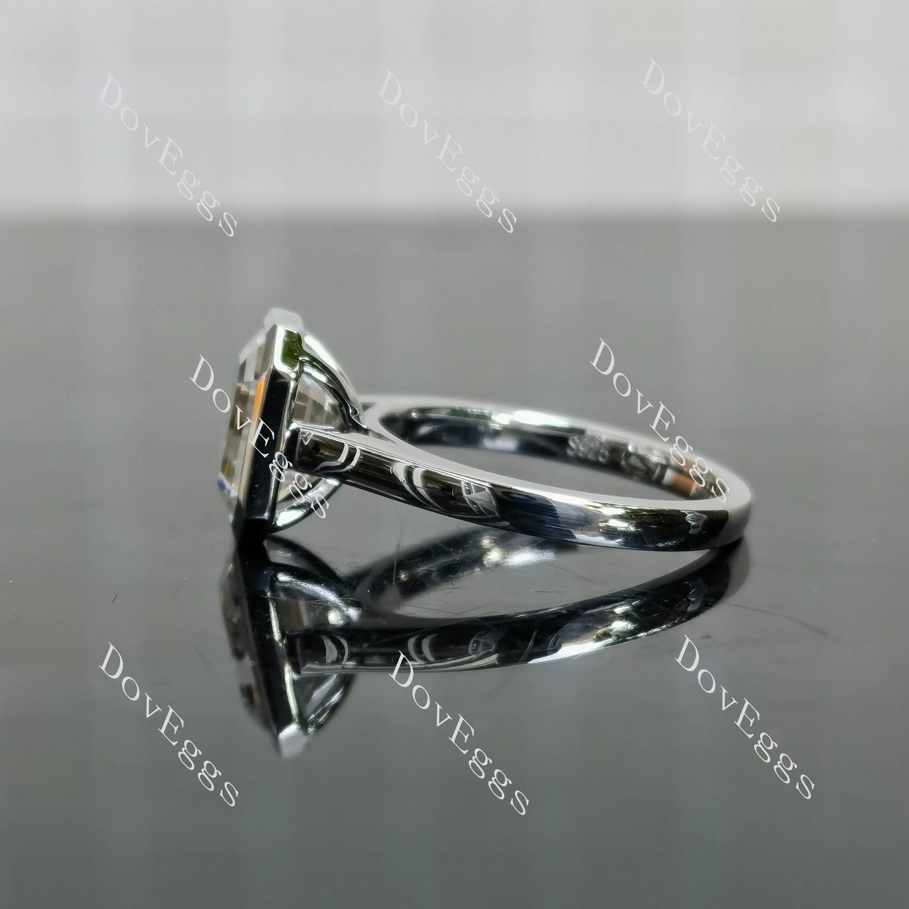 Doveggs Elizabeth Taylor Krupp Cut bezel solitaire moissanite engagement ring