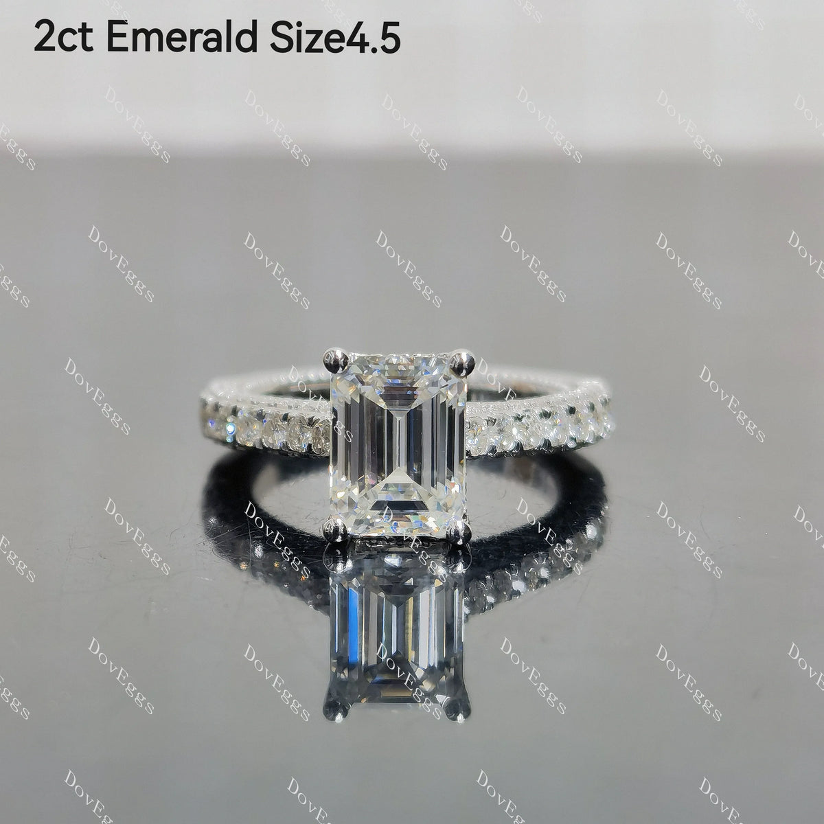 (size 4.5) Doveggs 2ct emerald moissanite sterling silver engagement ring