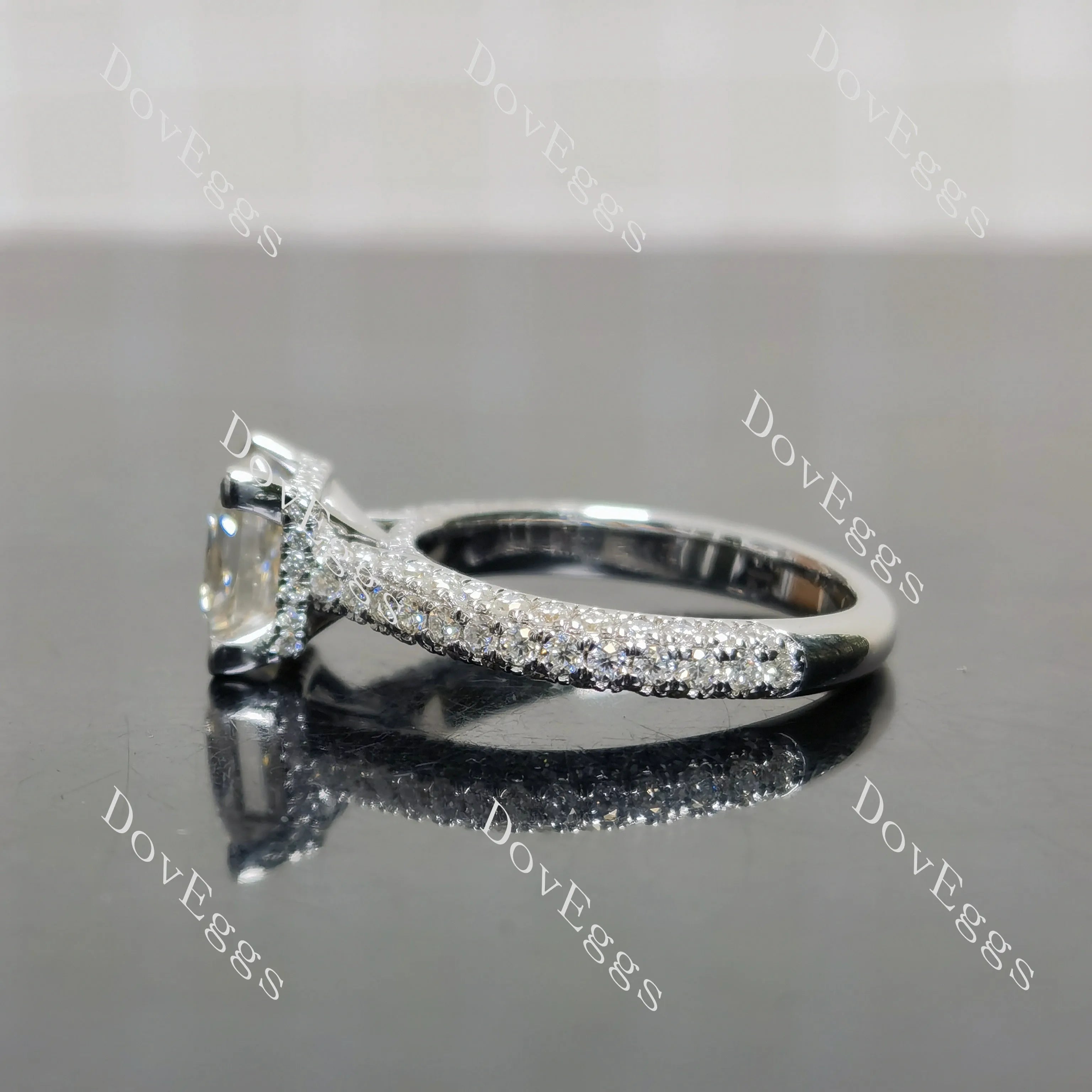 (size 5.75) Doveggs sterling silver 2ct Princess moissanite engagement ring