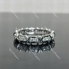 (size 9.5) Doveggs sterling silver 0.7cttw round moissanite wedding band